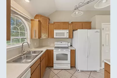 125 Barton Road, San Marcos, TX 78666 - Photo 8