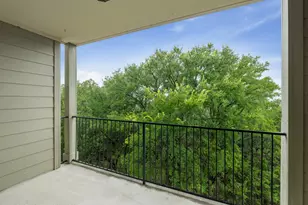 6810 Deatonhill Dr, Austin, TX 78745 - Photo 2