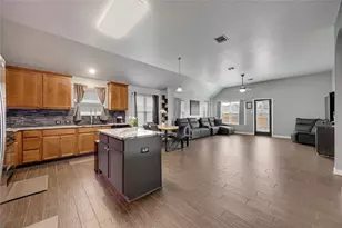 4325 Rolling Water Dr, Pflugerville, TX 78660 - Photo 6