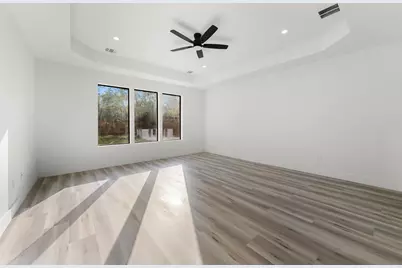 301 N Cougar Avenue, Cedar Park, TX 78613 - Photo 16