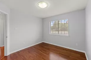 30388 Ledgemont Ln, Georgetown, TX 78628 - Photo 16
