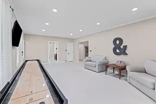 1005 Pine St, Bastrop, TX 78602 - Photo 4