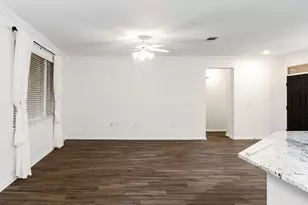 124 Dewberry Dr, Georgetown, TX 78633 - Photo 10