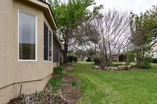 124 Dewberry Dr, Georgetown, TX 78633 - Photo 22