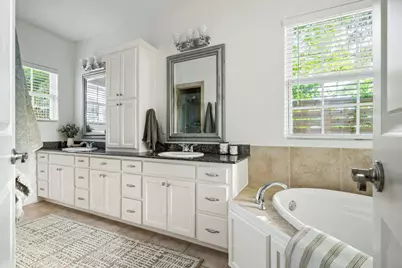 1105 Travis Heights Boulevard, Austin, TX 78704 - Photo 14