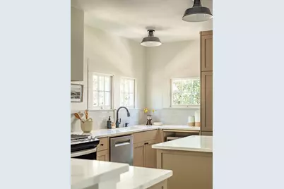 1105 Travis Heights Boulevard, Austin, TX 78704 - Photo 10