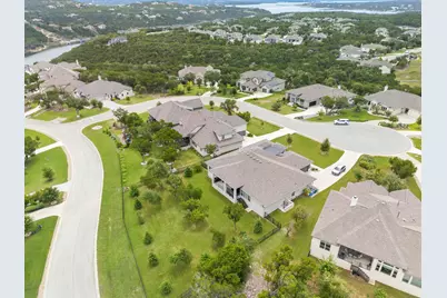 6708 Adventures Place, Jonestown, TX 78645 - Photo 4
