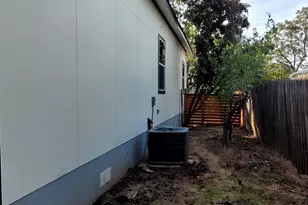 750 S Main St, Lockhart, TX 78644 - Photo 28