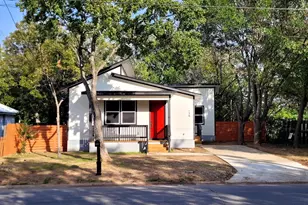 750 S Main St, Lockhart, TX 78644 - Photo 2