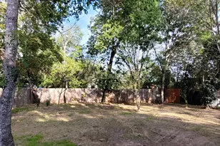 750 S Main St, Lockhart, TX 78644 - Photo 30