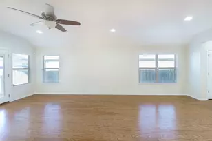 13020 Kearns Dr, Pflugerville, TX 78660 - Photo 8