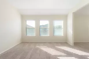 13020 Kearns Dr, Pflugerville, TX 78660 - Photo 10