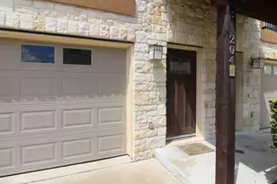 13420 Lyndhurst St, Austin, TX 78729 - Photo 2