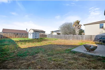 643 Northlake Drive, New Braunfels, TX 78130 - Photo 16