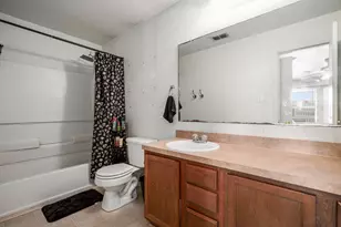 643 Northlake Dr, New Braunfels, TX 78130 - Photo 10