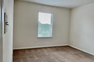 417 Cinnamon Teal Ln, Leander, TX 78641 - Photo 16