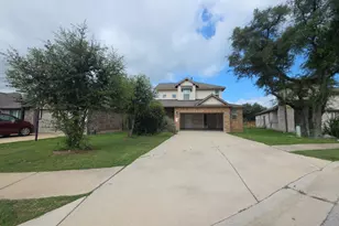 417 Cinnamon Teal Ln, Leander, TX 78641 - Photo 2