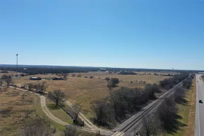 915 State Highway 95 Highway N #A, Elgin, TX 78621 - Photo 2