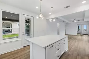 1010 Martingale St, Georgetown, TX 78633 - Photo 6