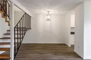 6910 Hart Ln, Austin, TX 78731 - Photo 2