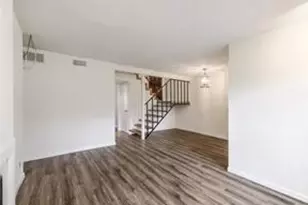 6910 Hart Ln, Austin, TX 78731 - Photo 1