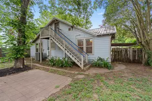 503 Short St, Smithville, TX 78957 - Photo 28