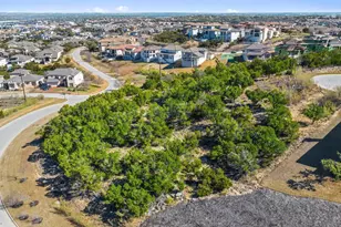 420 Lindale Cv, Austin, TX 78738 - Photo 1
