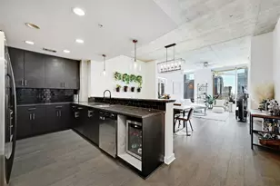 360 Nueces St, Austin, TX 78701 - Photo 12