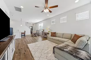 20500 Tractor Dr, Pflugerville, TX 78660 - Photo 8