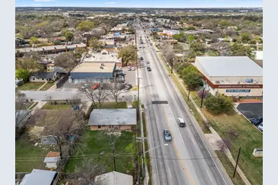 7813 Northwest Drive, Austin, TX 78757 - Photo 12