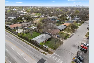 7813 Northwest Drive, Austin, TX 78757 - Photo 6