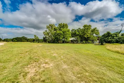 106 Tl Wilson Lane, Bertram, TX 78605 - Photo 4