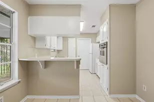 7404 Bucknell Dr, Austin, TX 78723 - Photo 4