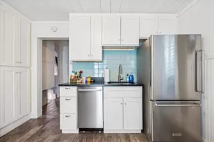 1210 Coleto St, Austin, TX 78702 - Photo 4