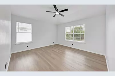 125 Holland Street, Hutto, TX 78634 - Photo 24