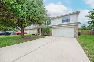 125 Holland St, Hutto, TX 78634 - Photo 4