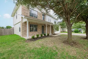 125 Holland St, Hutto, TX 78634 - Photo 2