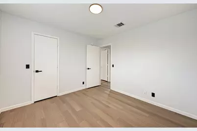 125 Holland Street, Hutto, TX 78634 - Photo 36