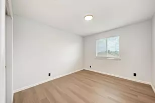 125 Holland St, Hutto, TX 78634 - Photo 30