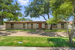 6501 Mesa Dr, Austin, TX 78731 - Photo 2