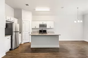 203 Winston Dr, Fredericksburg, TX 78624 - Photo 10
