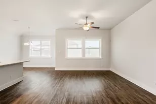 203 Winston Dr, Fredericksburg, TX 78624 - Photo 6