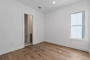 2704 Estonia Path, Austin, TX 78741 - Photo 32