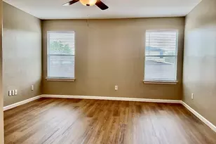 325 Brown St, Hutto, TX 78634 - Photo 12