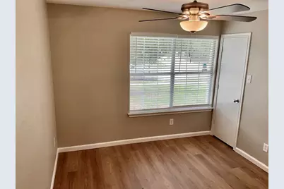 325 Brown Street, Hutto, TX 78634 - Photo 20