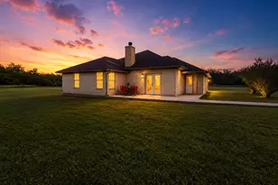 972 Co Rd 335, Rockdale, TX 76567 - Photo 2