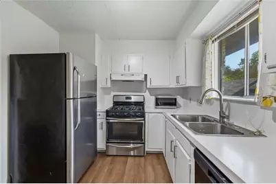 1706 Elmhurst Drive #A, Austin, TX 78741 - Photo 10