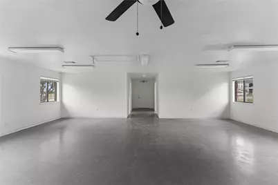 1020 S Guadalupe Street, Lockhart, TX 78644 - Photo 10