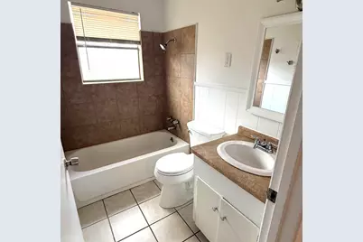 2715 Saint Edwards Circle, Austin, TX 78704 - Photo 2