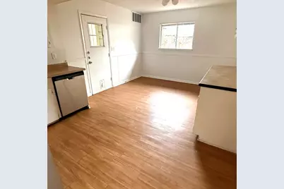 2715 Saint Edwards Circle, Austin, TX 78704 - Photo 6